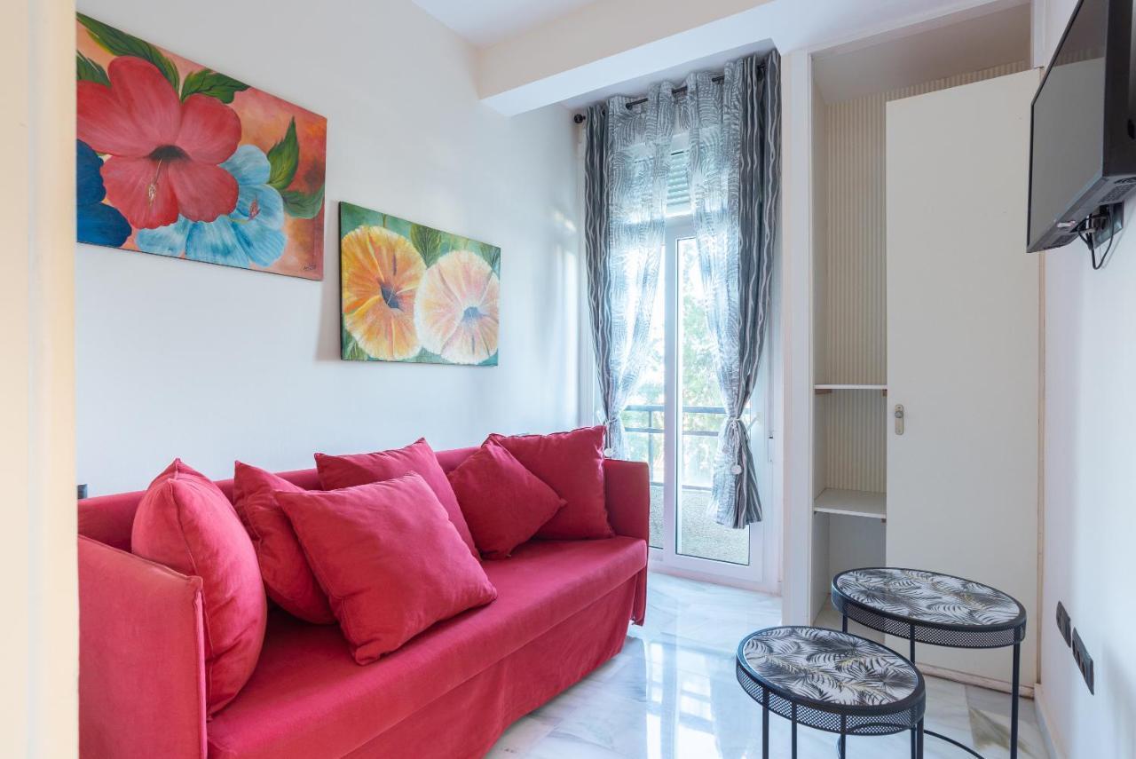 Duplex De Lujo En La Playa , Jacuzzy, Piscina, Chimenea Y Padel Benalmádena