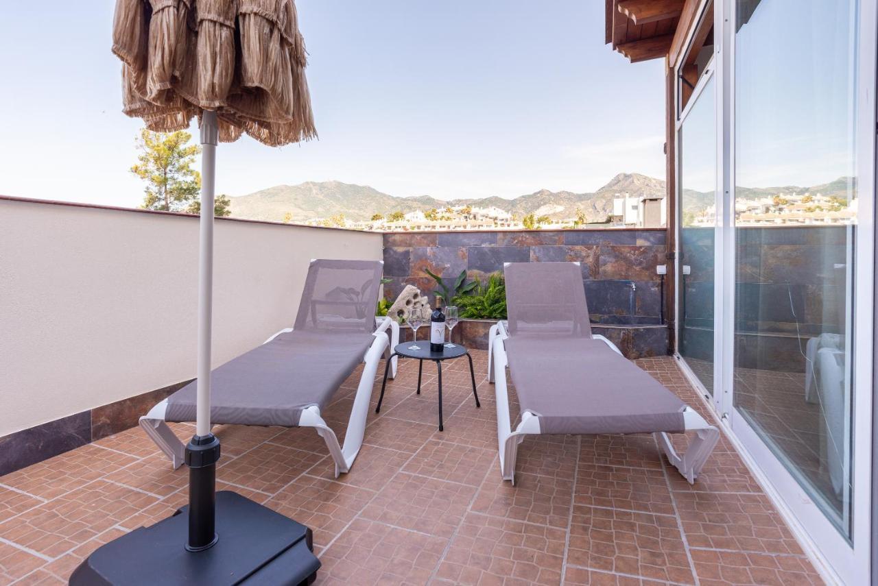 Appartement Duplex De Lujo En La Playa , Jacuzzy, Piscina, Chimenea Y Padel Benalmádena