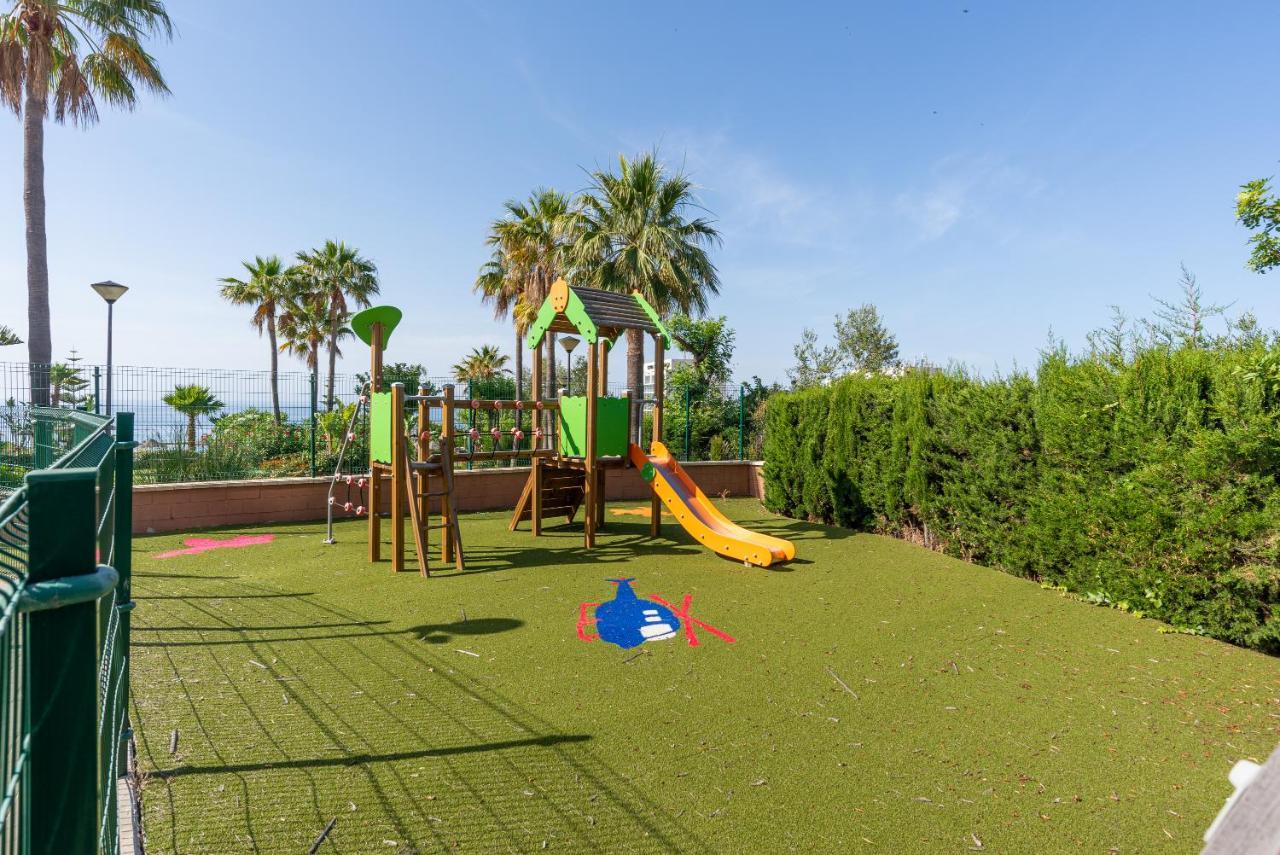 Duplex De Lujo En La Playa , Jacuzzy, Piscina, Chimenea Y Padel Benalmádena