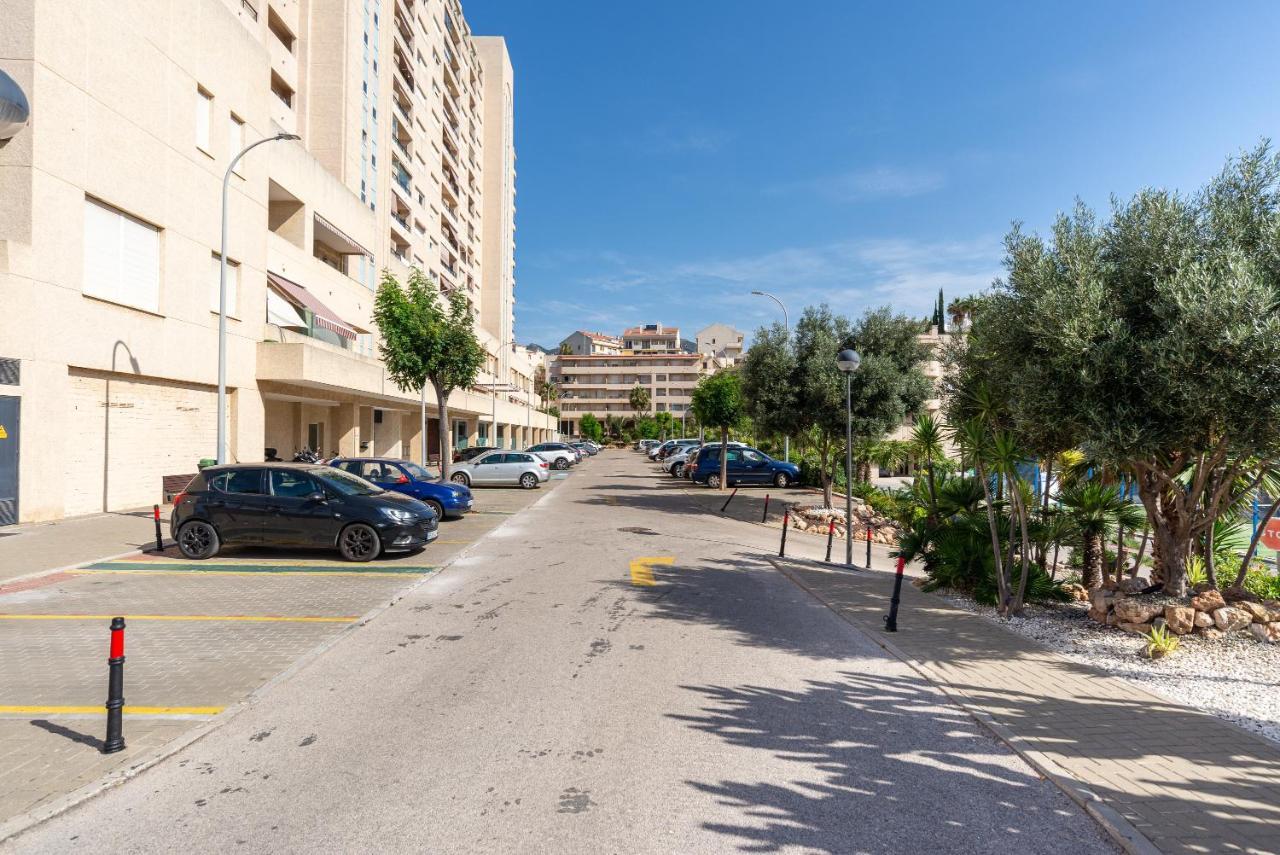 Duplex De Lujo En La Playa , Jacuzzy, Piscina, Chimenea Y Padel Benalmádena