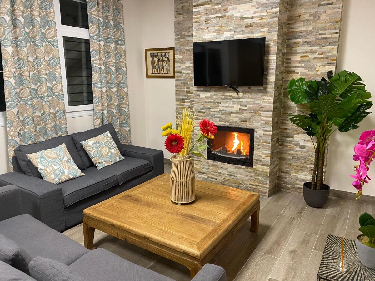 Duplex De Lujo En La Playa , Jacuzzy, Piscina, Chimenea Y Padel Appartement Benalmádena