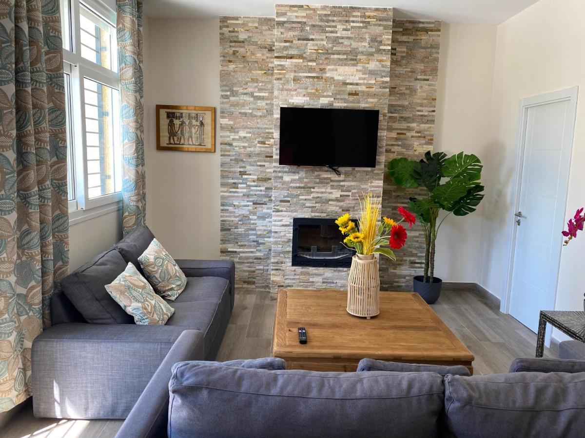 Appartement Duplex De Lujo En La Playa , Jacuzzy, Piscina, Chimenea Y Padel